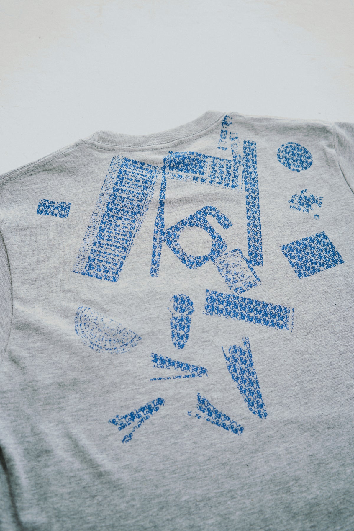 SUYAMA STATIONERY SHOP TEE